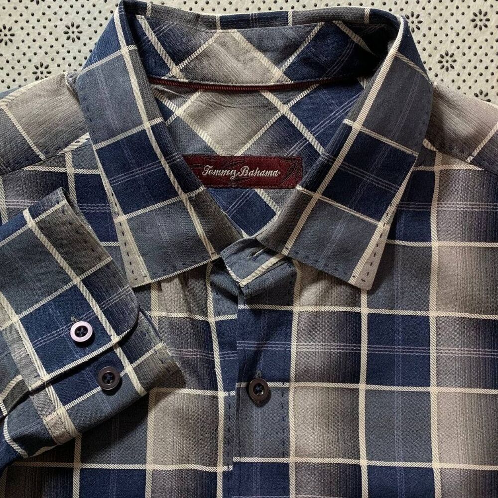 Tommy Bahama 100% Silk Plaid Button Down Shirt Mens L Blue Gray Long Sleeve